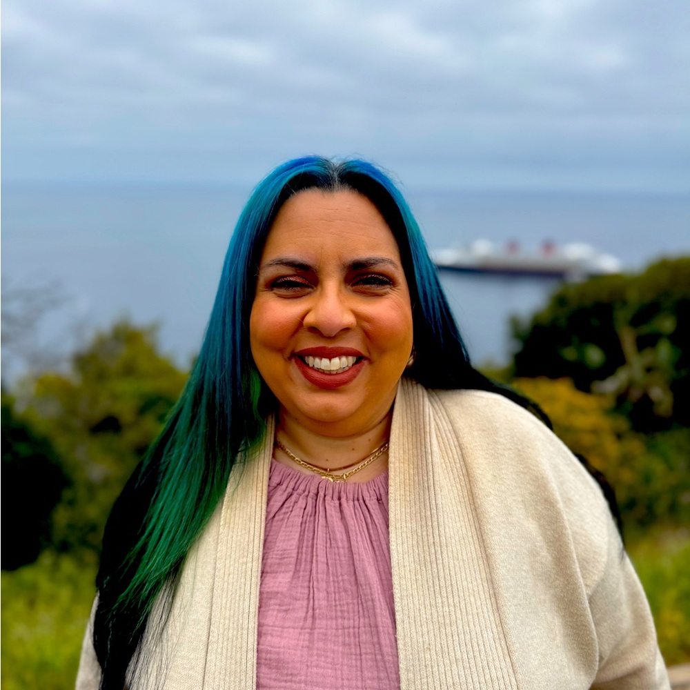 Meet your Posher, Gabriela